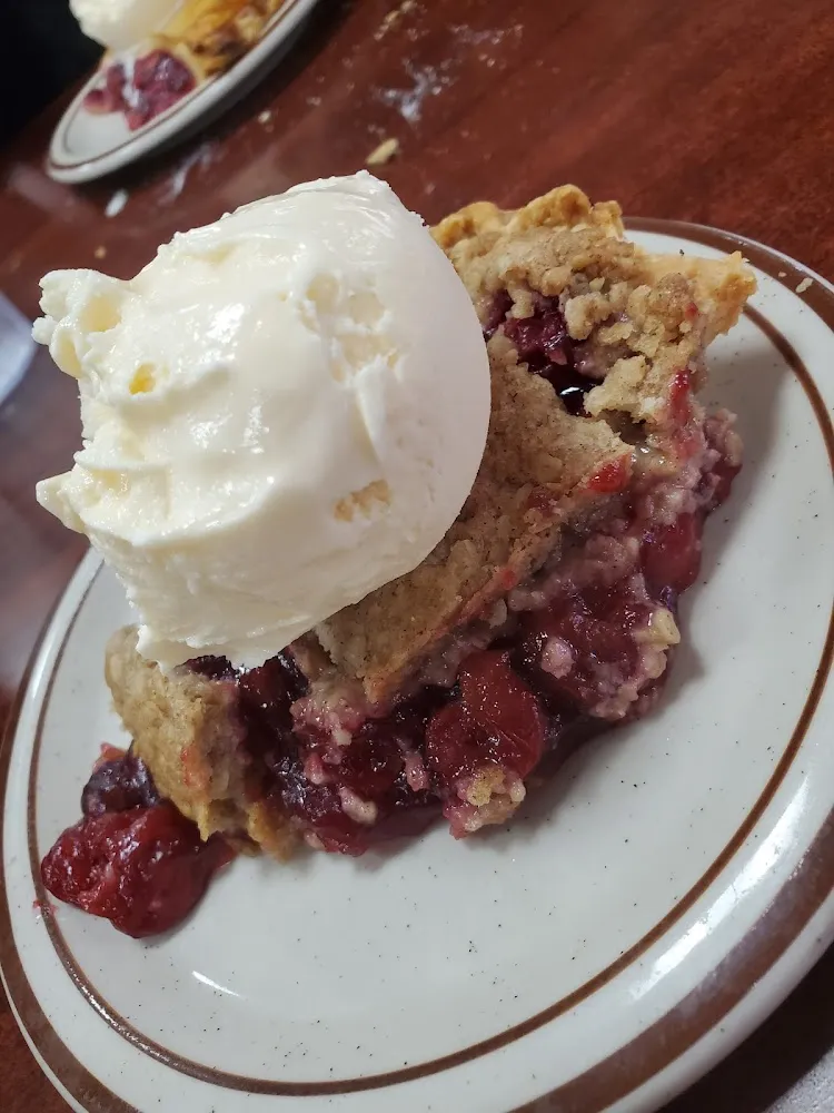 Cherry Pie a La Mode
